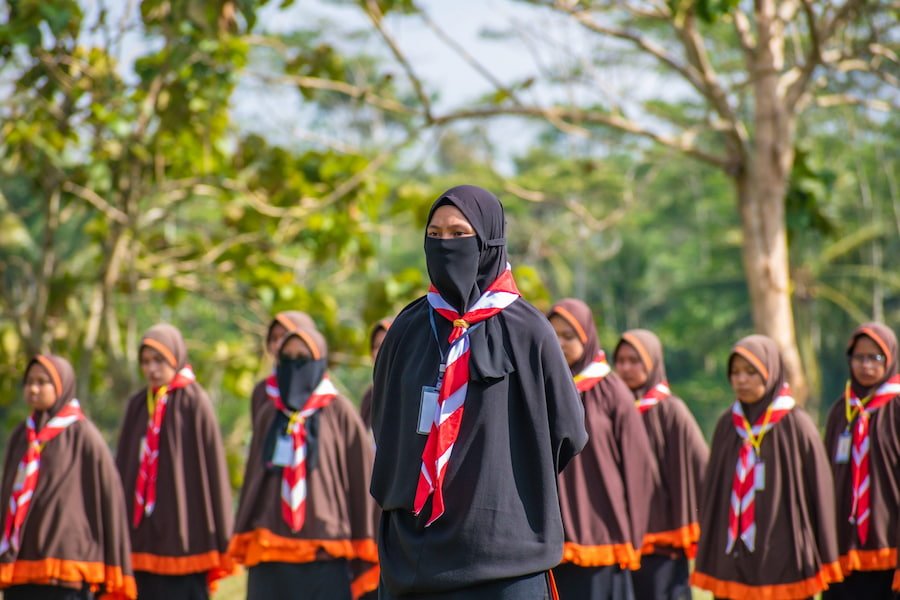 Kepanduan Santri MA Tahfidz Putri Hidayatullah Di Alam
