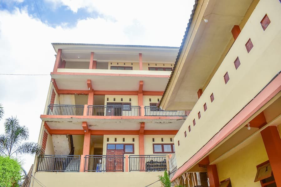 Asrama Putra Santri MTs-MA Hidayatullah Yogyakarta